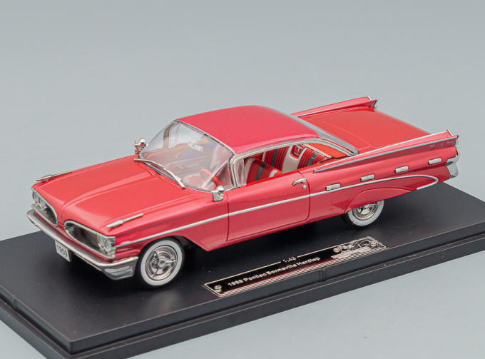 PONTIAC Bonneville Hardtop (1959), red