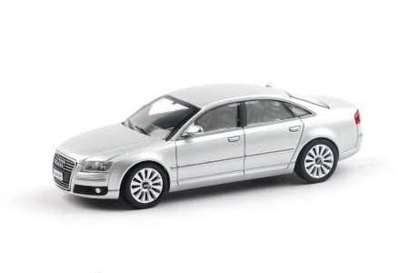 AUDI A8 (D3), silver