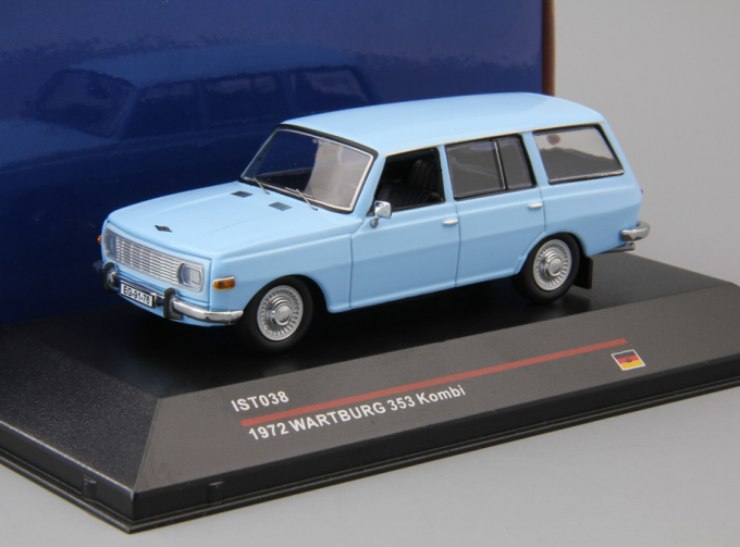 WARTBURG 353 Kombi, light blue