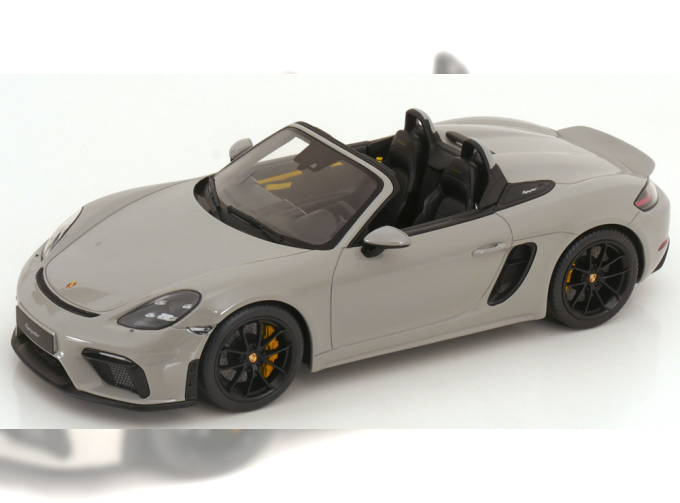 PORSCHE 718 Spyder, lightgrey