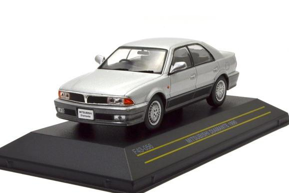 MITSUBISHI Diamante (1990), metallic silver