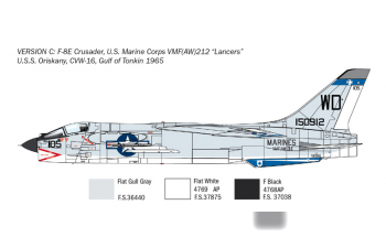 Сборная модель Самолет F-8E CRUSADER