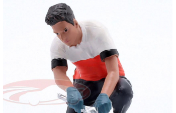 Фигурка техника №5