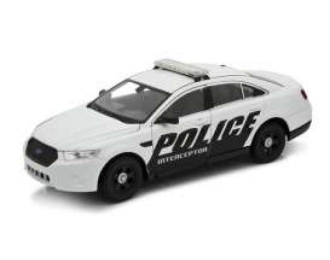 Ford Police Interceptor, white / black 2013