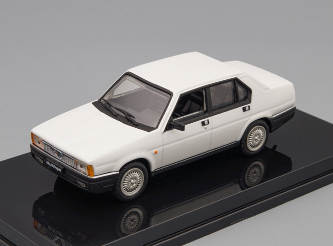 ALFA ROMEO 90 Berlina 1984, white