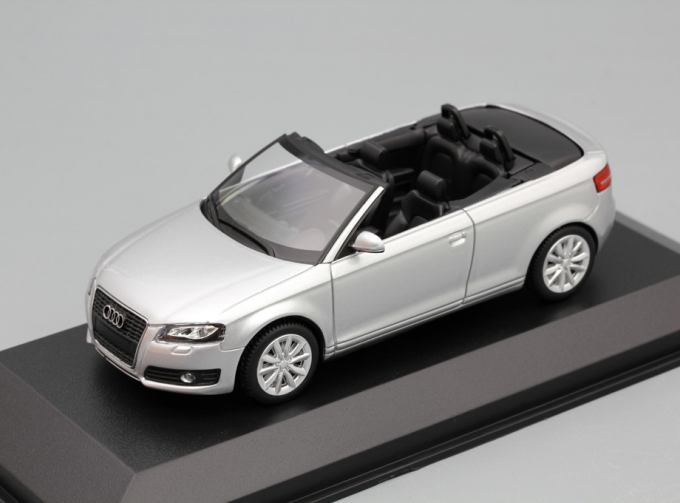 AUDI A3 Cabriolet (2007), silver