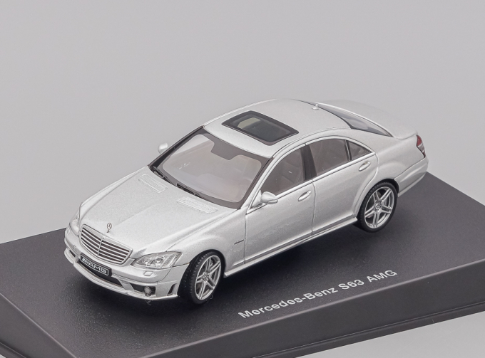 MERCEDES-BENZ S63 AMG, silver
