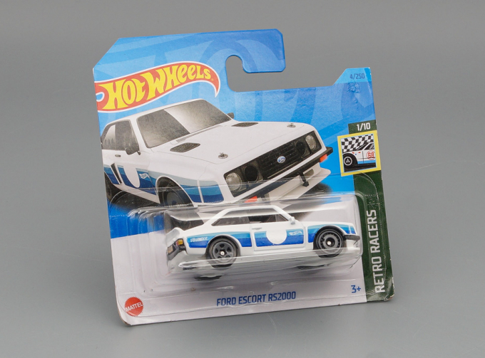 FORD Escort RS2000, white