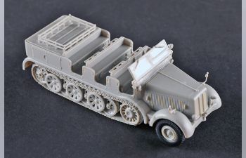 Сборная модель Sd.Kfz.8 Schwerer Zugkraftwagen 12t