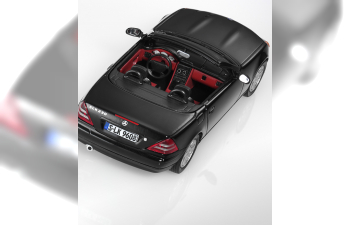 MERCEDES-BENZ SLK (R170), black