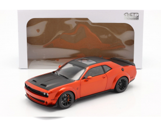 DODGE Challenger SRT (orange)