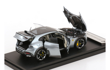 FERRARI Purosangue (2023), grey metallic