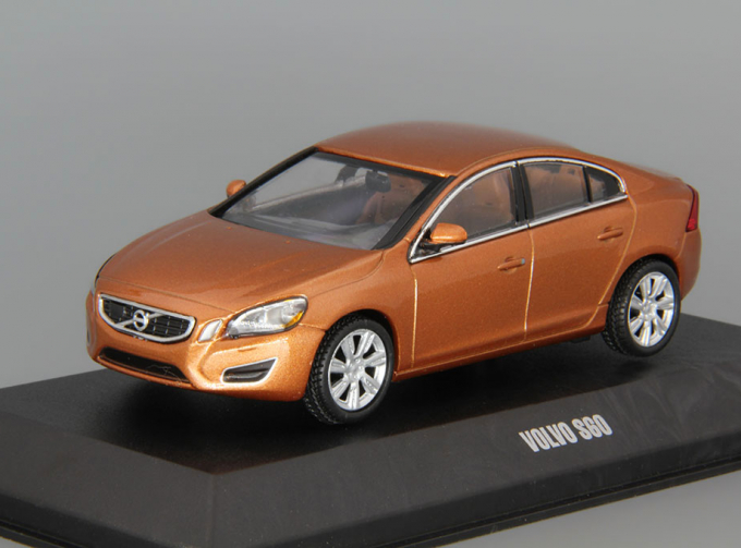 VOLVO S60 (2010), orange metallic