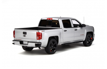 Chevrolet Silverado Redline Edition - 2018 (silver)