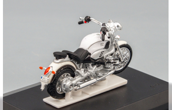 BMW R1200, white