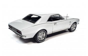 CHEVROLET Camaro Hardtop MCACN & Yenko Ermine (1967), white (белый)