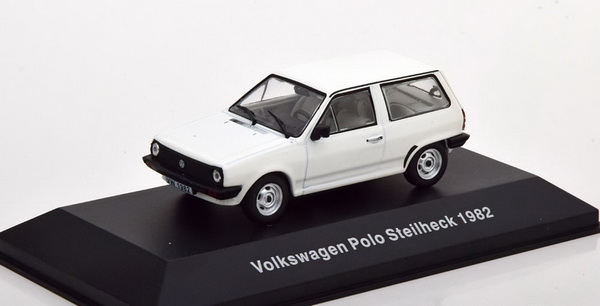 VOLKSWAGEN Polo Steilcheck 1982, white