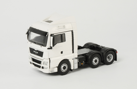 MAN TGX XLX 6x2, White Line 1:50, белый