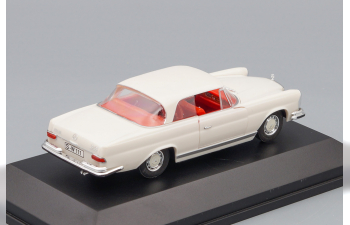 MERCEDES-BENZ 280SE 3.5 Coupe Baureihe W 111 (E 35), cream