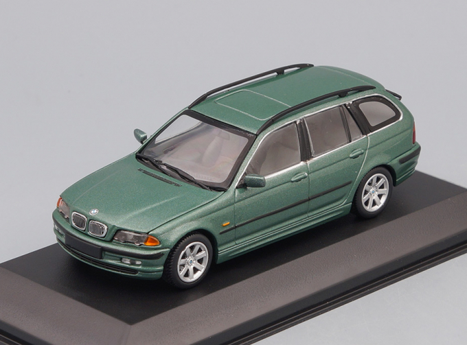 BMW 323I Touring (1999), green metallic