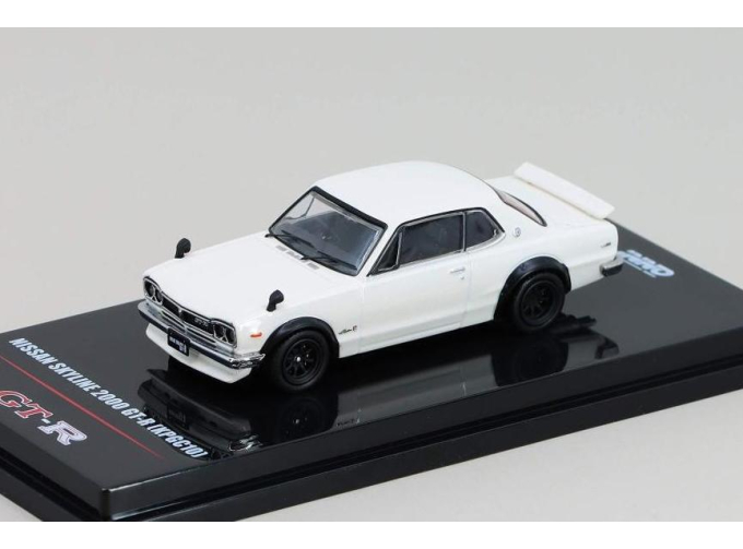 NISSAN Skyline 2000 GT-R, white