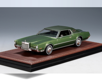 LINCOLN Continental Continental Mark IV (1972), Light Ivy Moondust Poly
