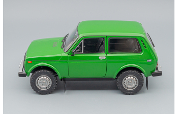 LADA Niva (1980), green