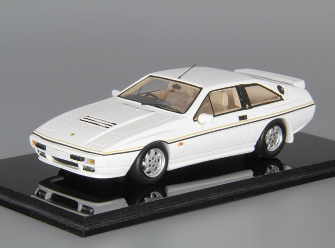 LOTUS Excel (1982), white