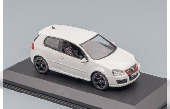 VOLKSWAGEN Golf V GTi Edition 30 years, white