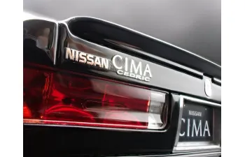 NISSAN Cedric Cima (Y31), black