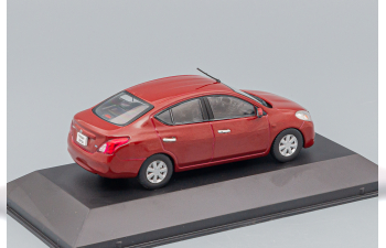 NISSAN Versa (2012), dark red