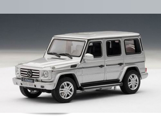 MERCEDES-BENZ G500 (2012), silver