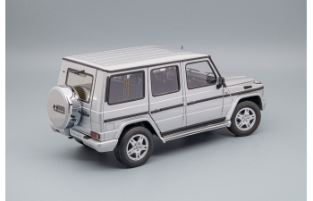 MERCEDES-BENZ G-Wagon G500 LWB, brilliant silver metallic