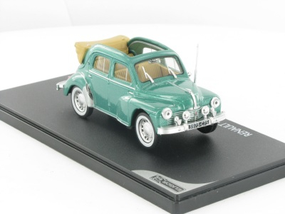 RENAULT 4 CV découvrable luxe équipée SAPRAR, зеленый