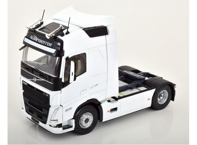 VOLVO Fh16 750 Globetrotter Xl Tractor Truck 2-assi (2021), White