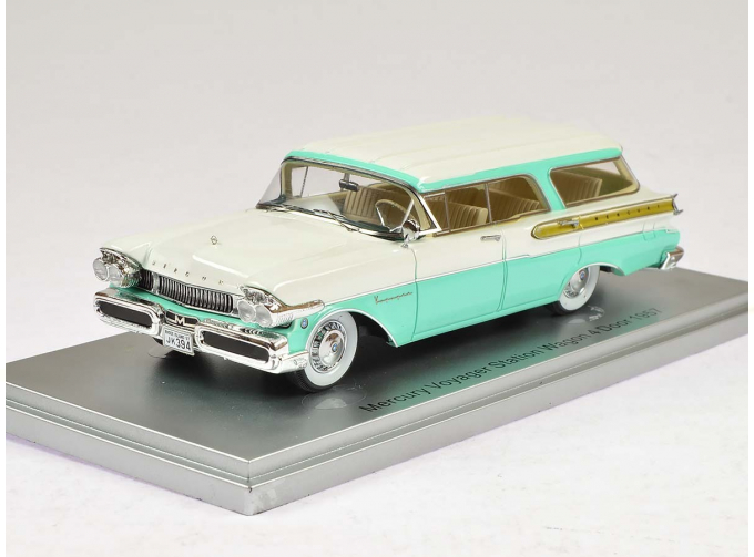 MERCURY Voyager Station Wagon (1957), white / blue