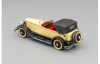 ISOTTA FRASCHINI Tipo 8A Spyder (1926), cream / black