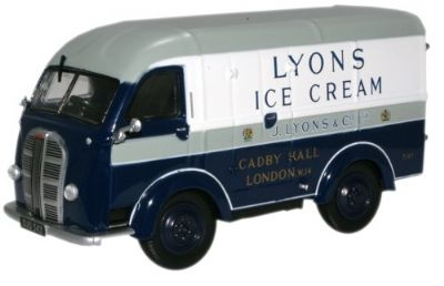 AUSTIN K8 Van Lyons Ice Cream (1950), белый