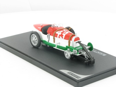 BUGATTI Type 35 Equipage Hongrois, бело-красный