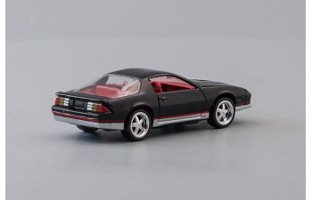 CHEVROLET Camaro Z28 (1984), black