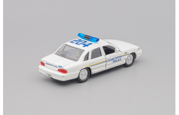 FORD Crown Victoria Charleston Police, white