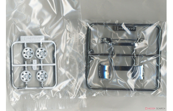 Сборная модель Toyota Hi-Ace Ambulance