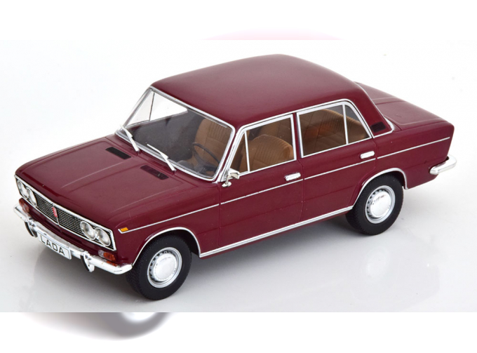 LADA 1500 Saloon, dark red