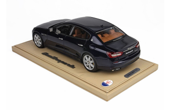 MASERATI Quattroporte 2013, blue