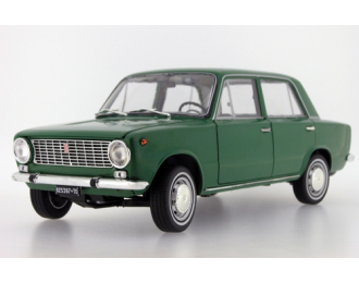 FIAT 124 (1966), green