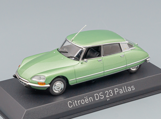 CITROEN DS23 Pallas 1973, green metallic