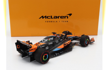 McLAREN F1 Mcl60 Team Mclaren №81 8th Melbourne Australian Gp With Pit-board (2023) Oscar Piastri, Orange Black Blue