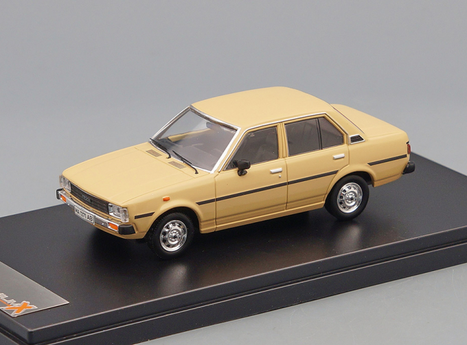 TOYOTA Corolla E70 (1979), beige