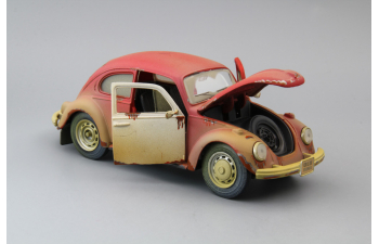 VOLKSWAGEN Beetle, red