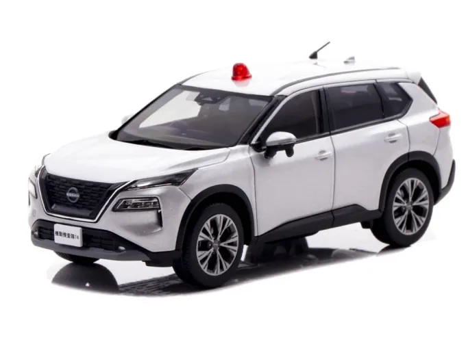 NISSAN X-TRAIL S e-4ORCE (T33) *Police Car* (2022), silver